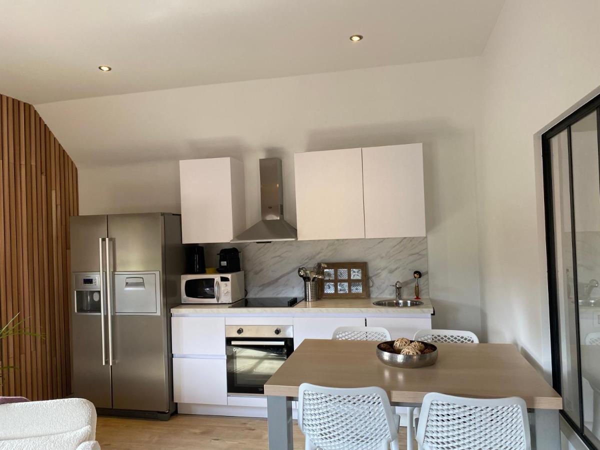 Le Logis Des Chenes, Superbe Bungalow Dans Quartier Residentiel Proche De Namur Вепьон Экстерьер фото
